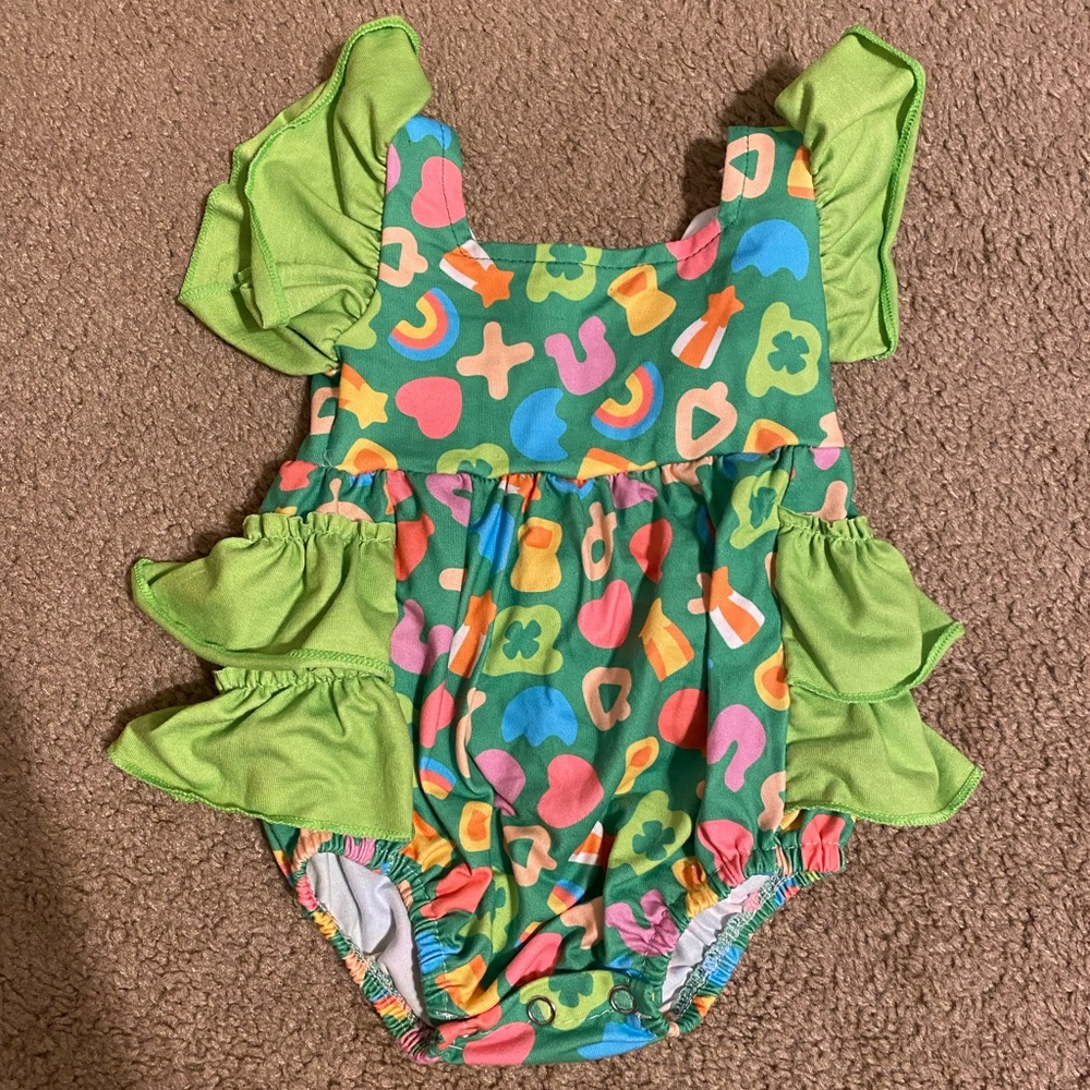 Baby girl st Patrick’s day bubble